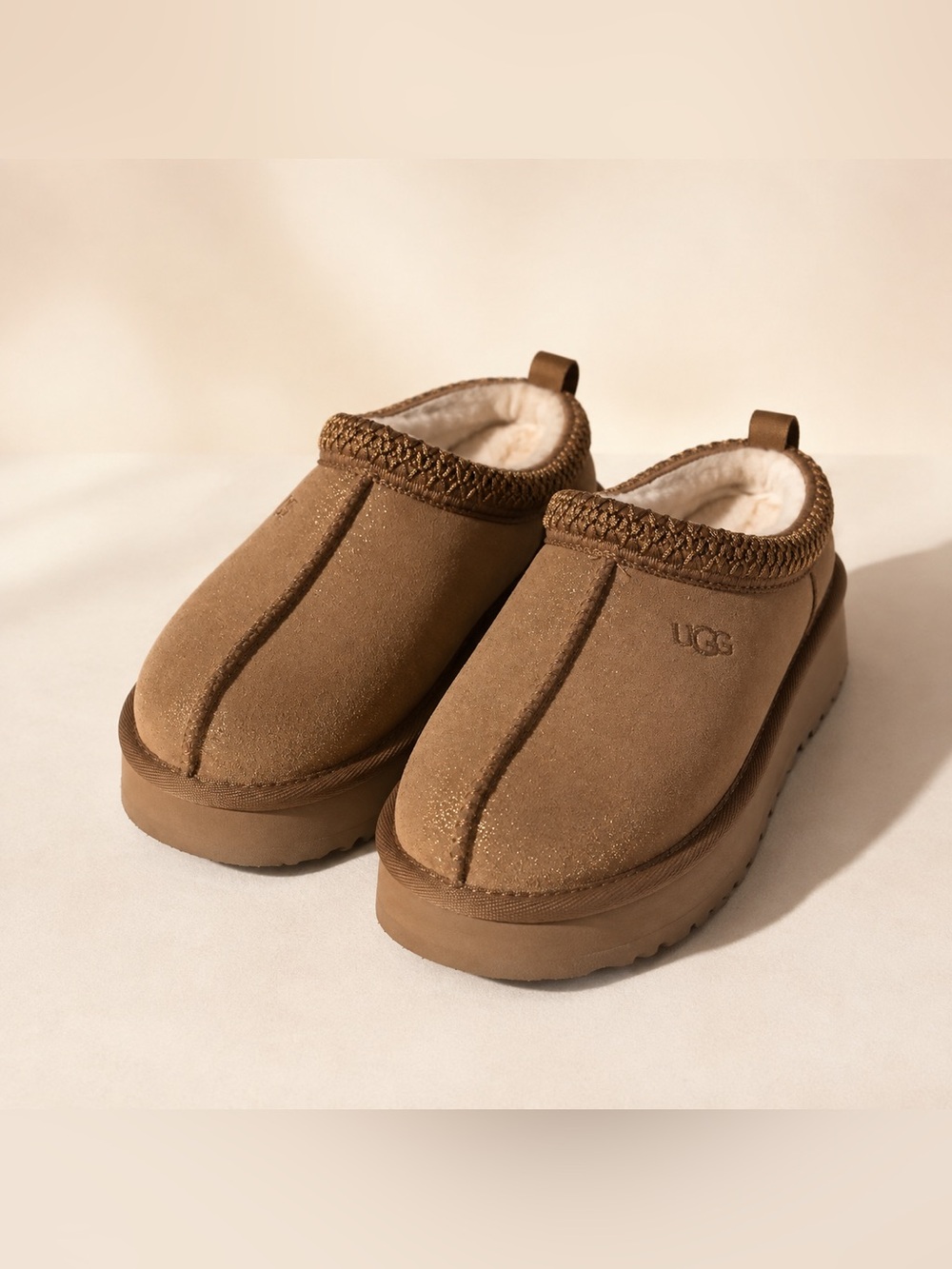 UGG Kids Chestnut Suede Shearling Slip-On Clog Size 3Y